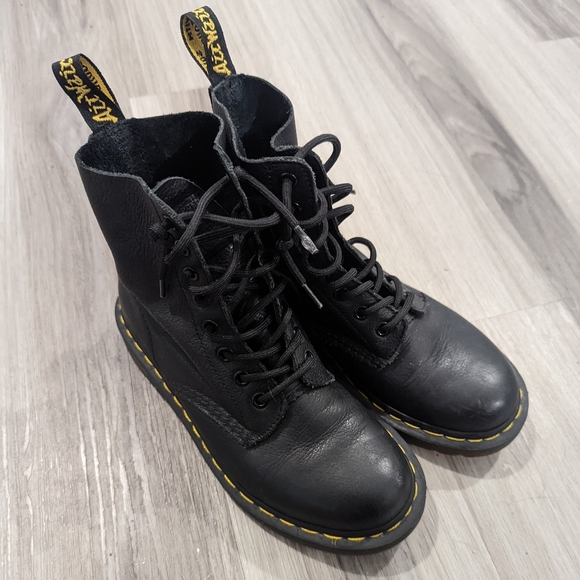 Dr. Marten's 1460 Pascal Virginia leather boots size 6 - Picture 3 of 10